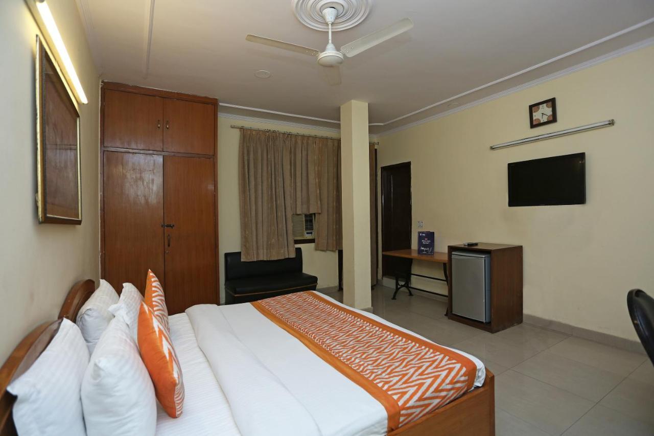 O Kalkaji Residency Near Lotus Temple 3*