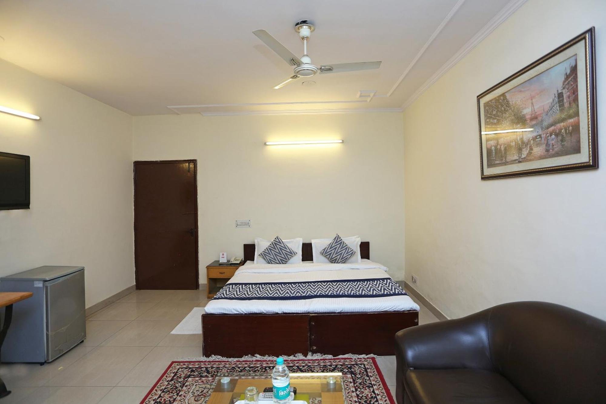 O Kalkaji Residency Near Lotus Temple Hotel 3*